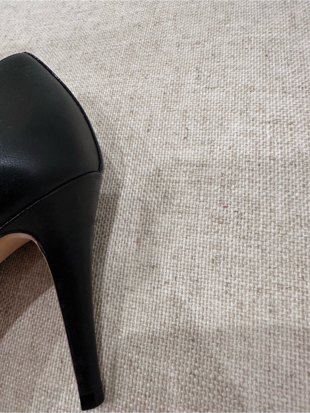 CHANEL Black Leather Pumps with Patent Cap-Toe - Picture 5 of 12
